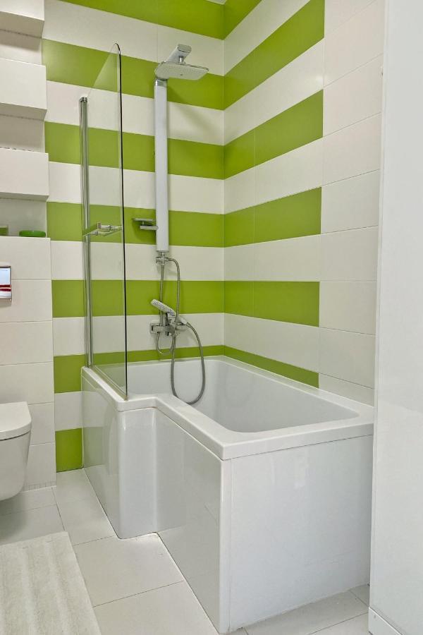 Capital Towers - Apartament Pop-Art Z Widokiem Na Rzeke Rzeszow Dış mekan fotoğraf