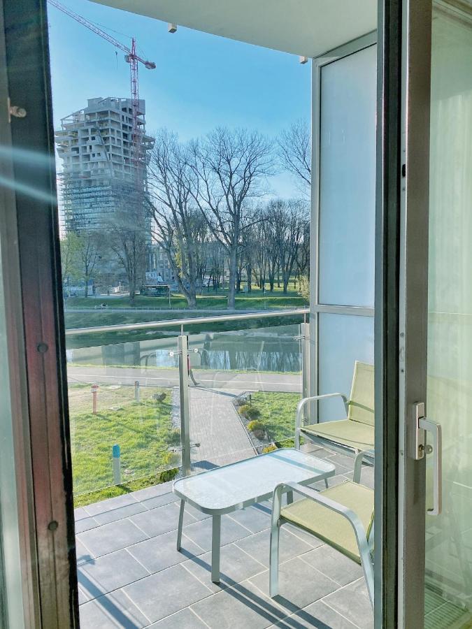 Capital Towers - Apartament Pop-Art Z Widokiem Na Rzeke Rzeszow Dış mekan fotoğraf