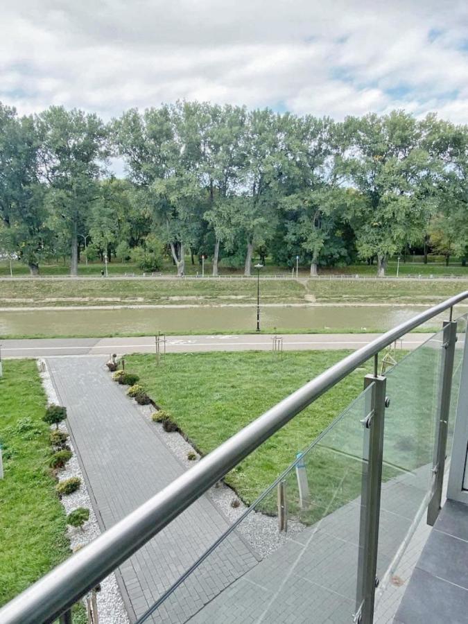 Capital Towers - Apartament Pop-Art Z Widokiem Na Rzeke Rzeszow Dış mekan fotoğraf